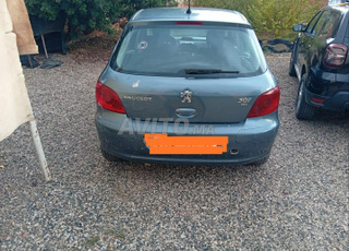 Peugeot 307 diesel manuelle 1.6HDI modèle 2006
