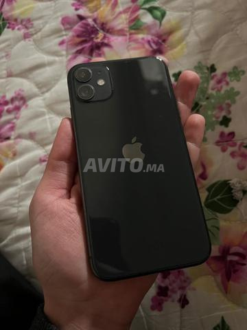 iPhone 11 عادي 128 جيجابايت بطارية 74