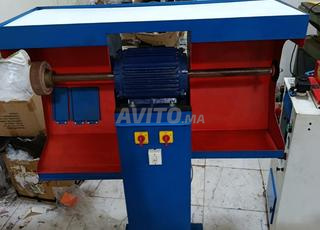 محرك تنظيف بالفرشاة