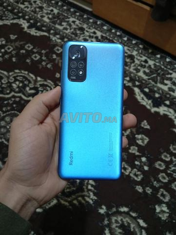 Redmi note 11 fonctionne bien 64 gb 4 ram