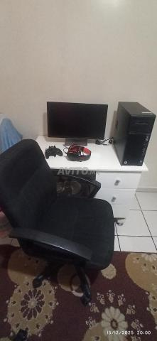 حاسوب ألعاب بكل الملحقات