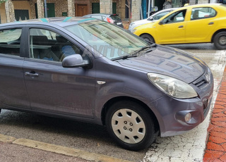 Hyundai i20 à Tétouan
