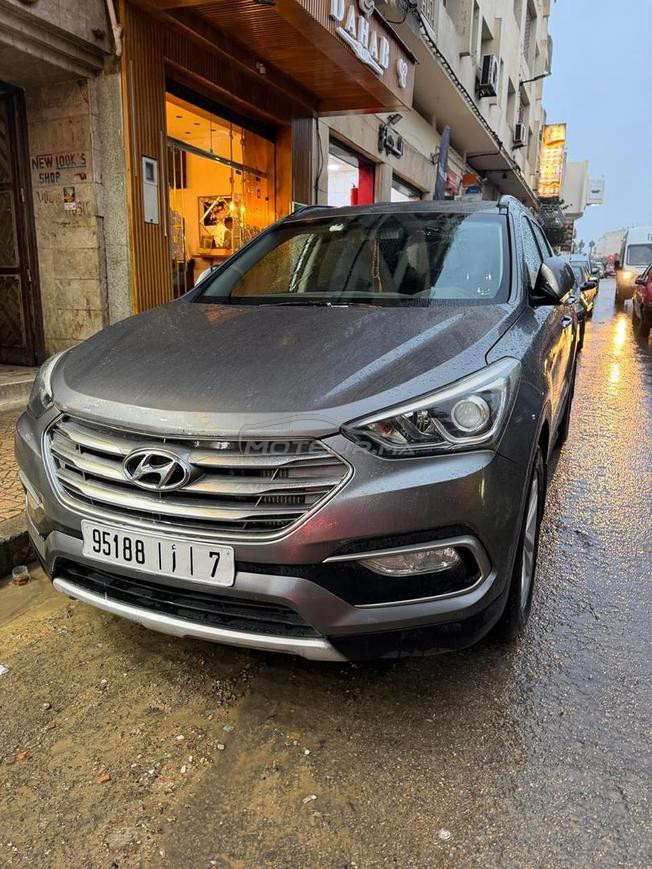 Hyundai Santa Fe Diesel Manuelle 2016 à Fès