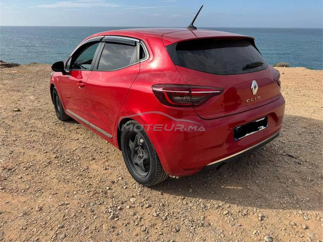renault clio 5 essence 2021 diouana