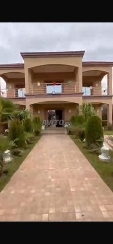 فيلا للبيع مفروشة في تامسلوحت مراكش