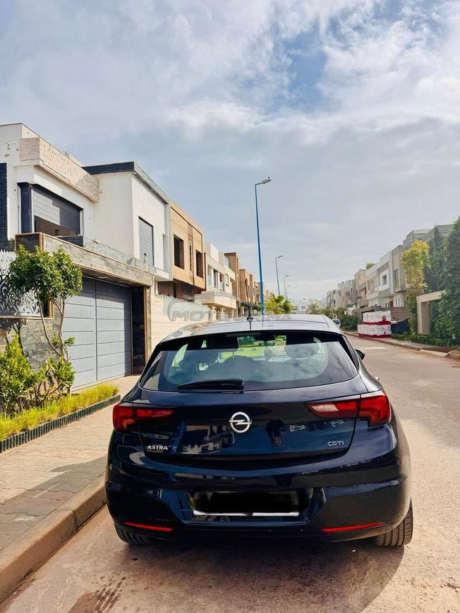 Opel Astra Diesel Automatique à Casablanca