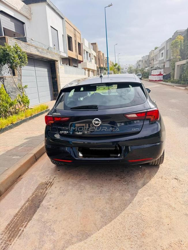 Opel Astra Diesel Automatique à Casablanca