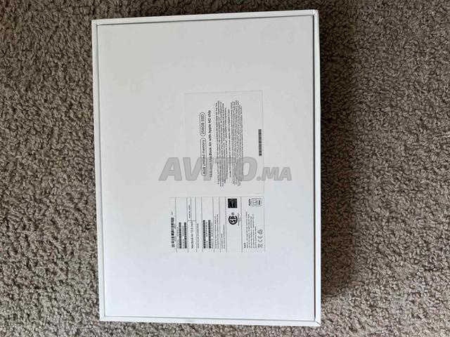 Macbook Air M2 2022 13.6 inch 256go