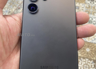 Samsung S24 ultra comme neuf MDM