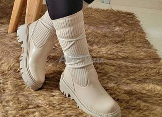 Botte à lacets avec fermeture éclair