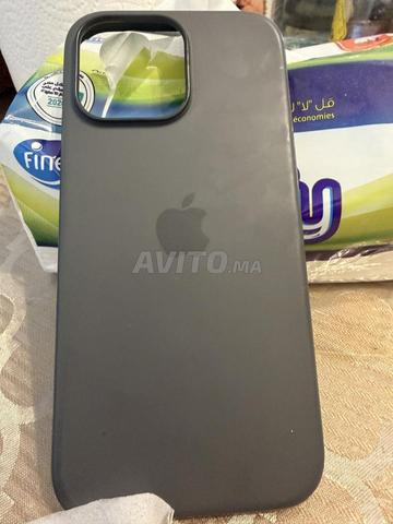 غطاء أصلي لهاتف iPhone 16 pro max