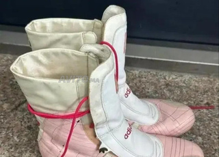 Chaussures de boxe en bon état, pointure 39 Adidas