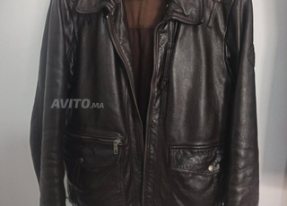 سترة جلدية Chevignon عتيقة