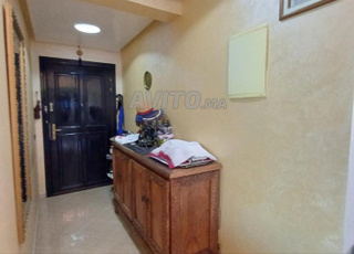 COMMODE EN BOIS DE NOYER