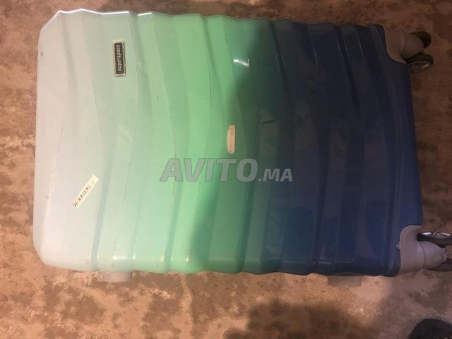 حقيبة سفر للبيع