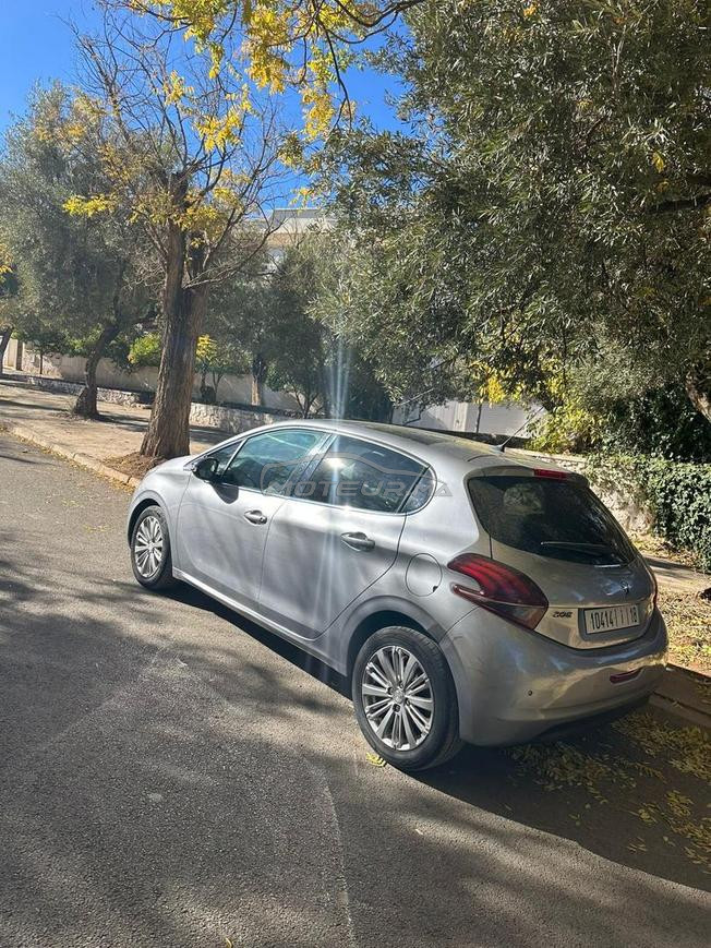 Peugeot 208 modèle 12/2019