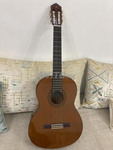 غيتار ياماها C40