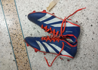 godasse predateur en très bon ètat