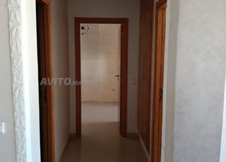 شقة للبيع 100 متر مربع في تمارة