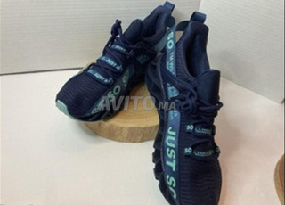 Chaussures de sport jolies et confortables pour hommes