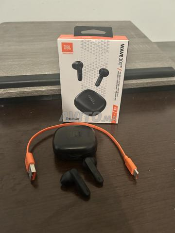 سماعات أذن لاسلكية JBL Wave 300 أصلية