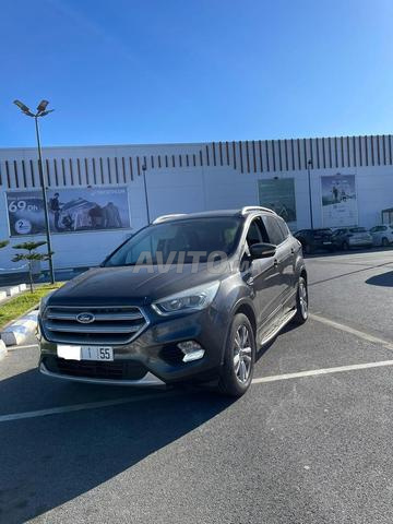Ford Kuga 2017 facelift sport en très bon état