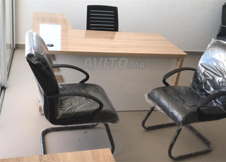 BUREAU DE DIRECTION AVEC PLUSIEURS DIMENSIONS DE