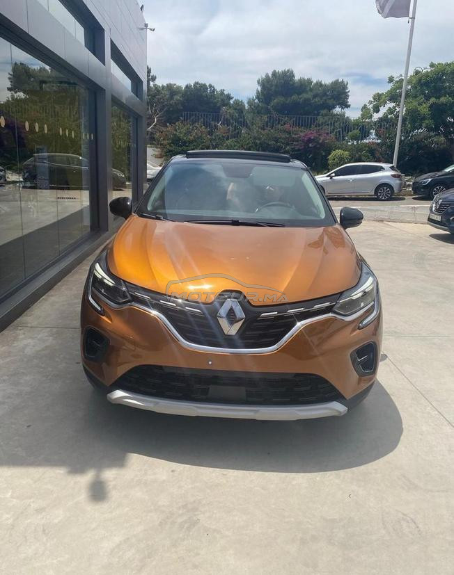Renault Captur Essence Automatique 2022 à Rabat