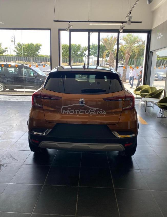 Renault Captur Essence Automatique 2022 à Rabat