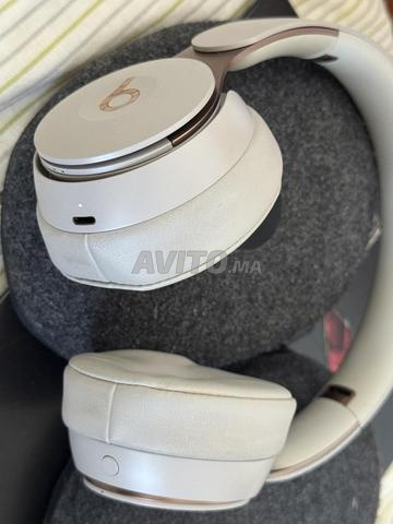 سماعات Beats Solo Pro