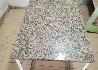 Table en marbre