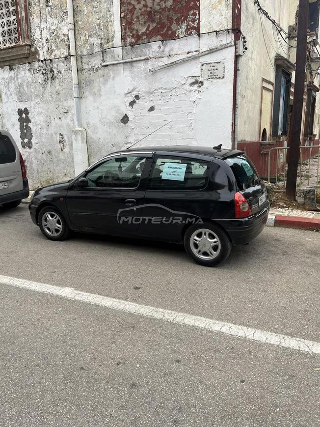 Renault Clio Diesel Manuelle 2000 à Tanger
