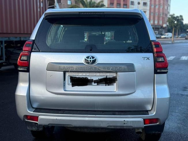 toyota prado tx 