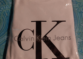قميص كالفن كلاين أصلي