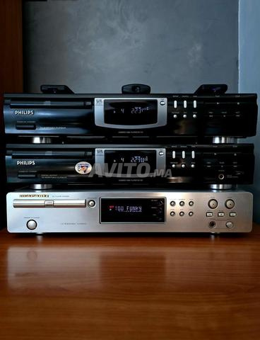 2 مشغلات أقراص مدمجة Philips ومشغل أقراص مدمجة Marantz