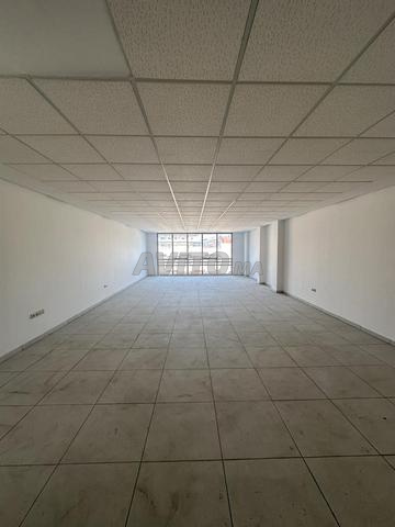 مكتب بمساحة 82 متر مربع للإيجار في كيليز مراكش - 2