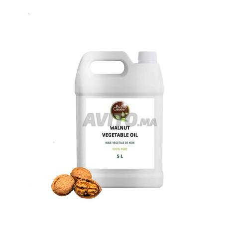 زيت نباتي بالجوز / زيت الجوز