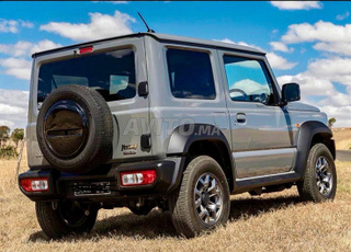 Jimny suzuki gris nardo