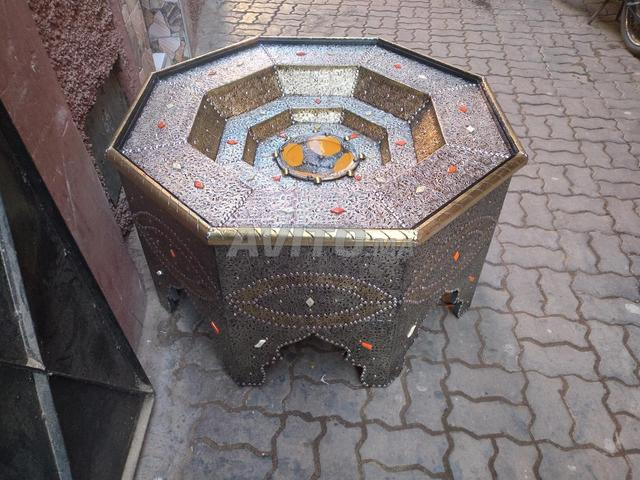 طاولة كبيرة