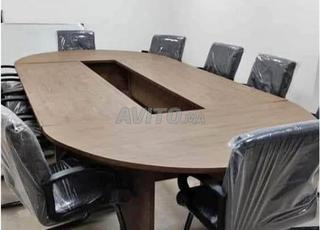 طاولة اجتماع 220x110 سم 8 أشخاص