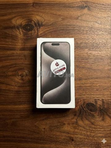 ايفون 15 برو ماكس 256 جيجابايت 93 بطارية