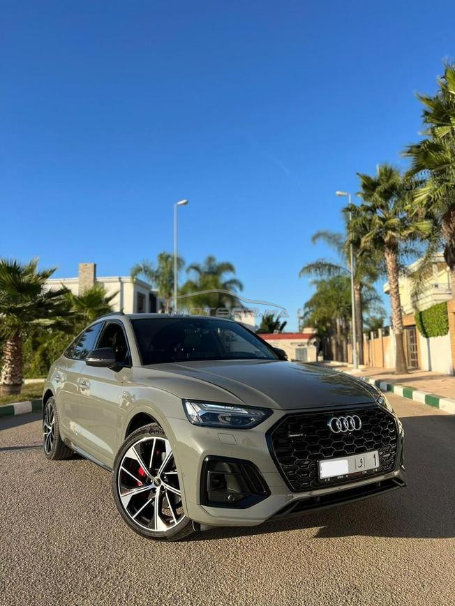 Audi Q5 Essence Automatique 2022 à Benslimane