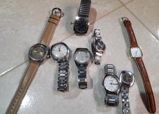 ساعات يد أوتوماتيكية عتيقة وملء يدوي