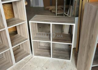 رفوف خشبية
