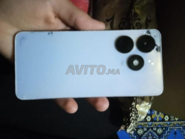 Tecno Spark 2024 comme neuf, peu utilisé, à vendre aujourd'hui - 2