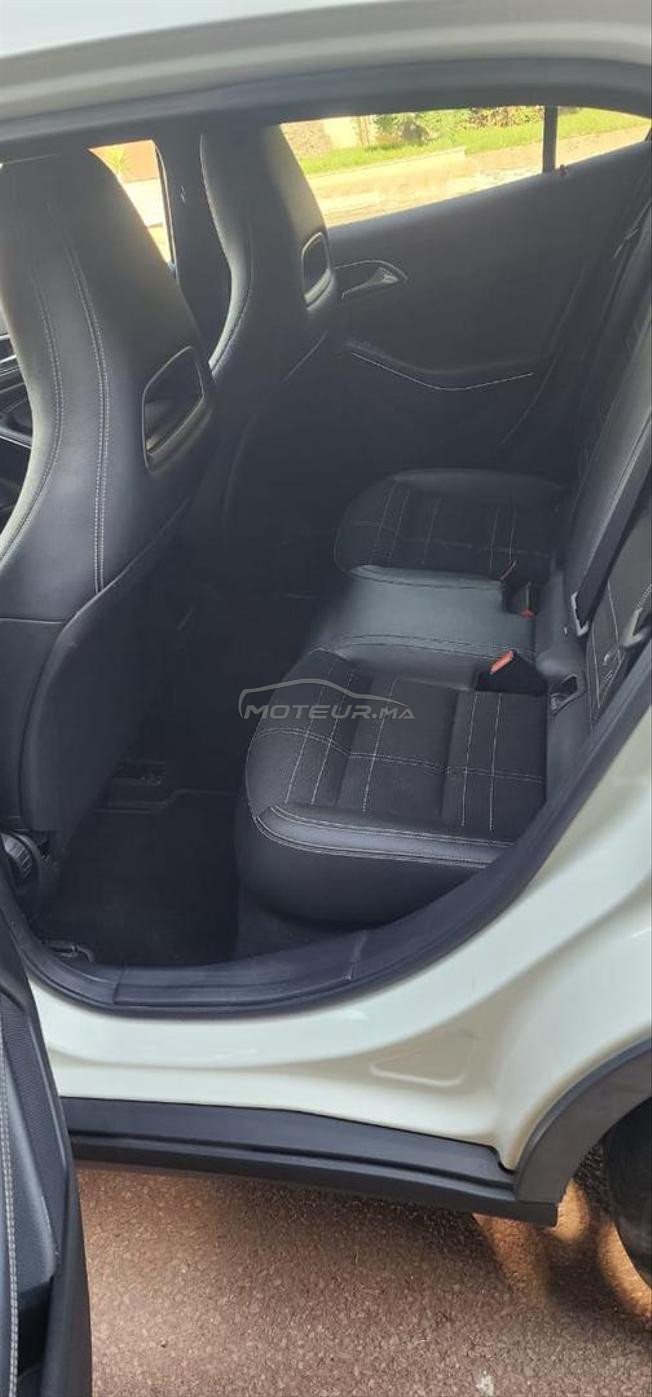 Mercedes benz GLA 