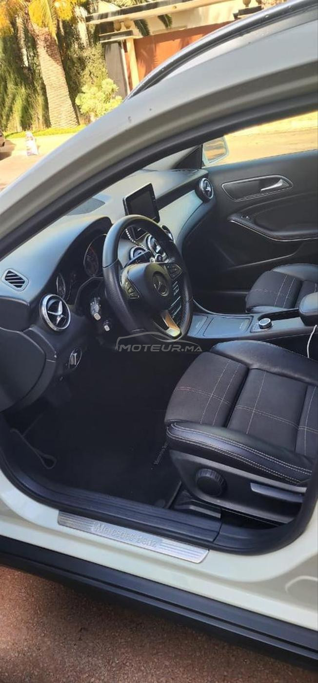 Mercedes benz GLA 