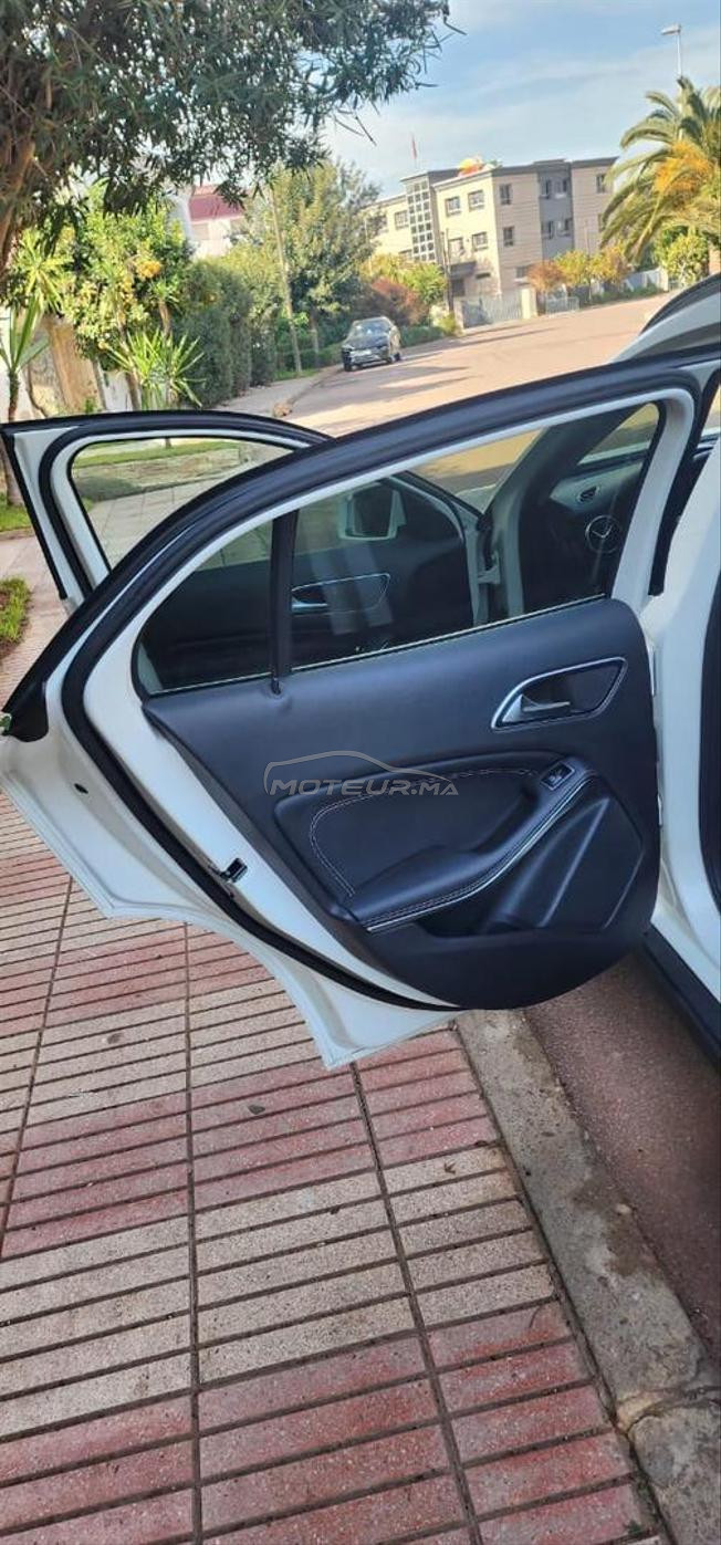 Mercedes benz GLA 