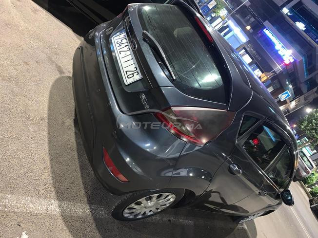 Ford fiesta essence 2010