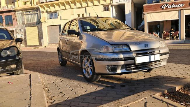 Fiat Punto Essence Manuelle 1998 à Bejaad